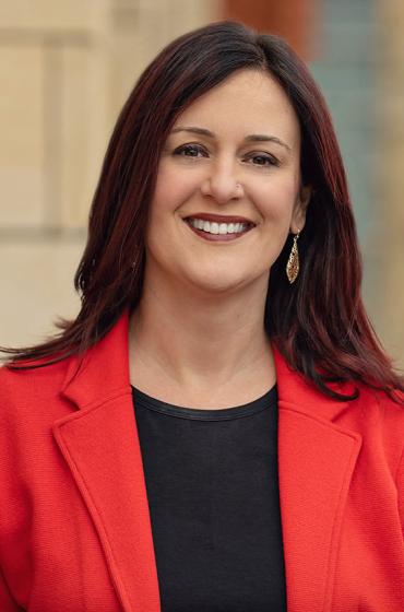 Rebecca_074-FINAL_medium638996438473217703